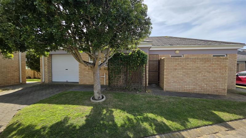 2 Bedroom Property for Sale in Reebok Western Cape